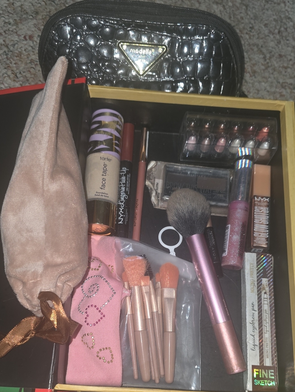 Tarte Face Tape Foundation & MORE MAKUP + MAKEUP BAG